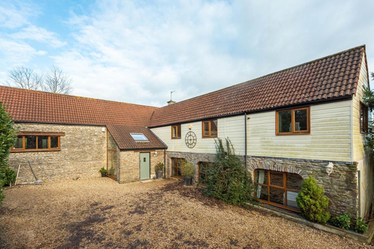 The West Barn Near Bath, Sleeps 24 And 2 Hot Tubs Villa Bristol Ngoại thất bức ảnh